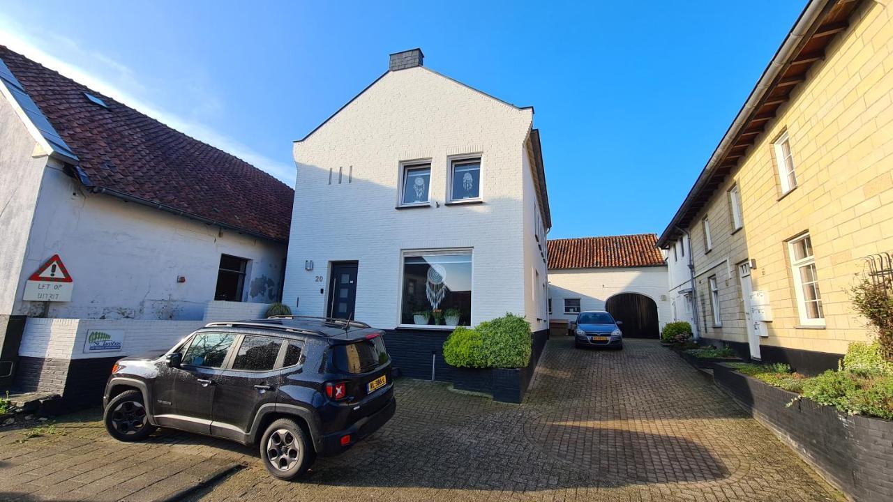 Roos Aparthotel *
