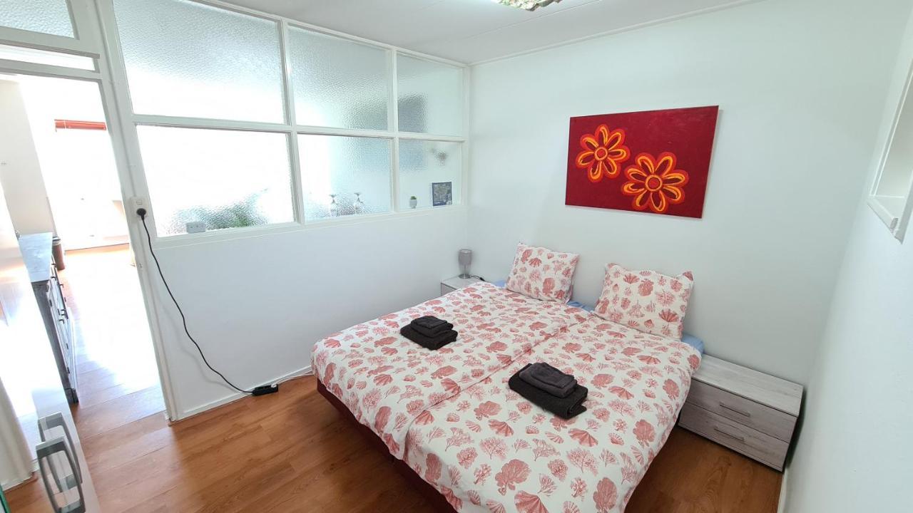 Roos Aparthotel
