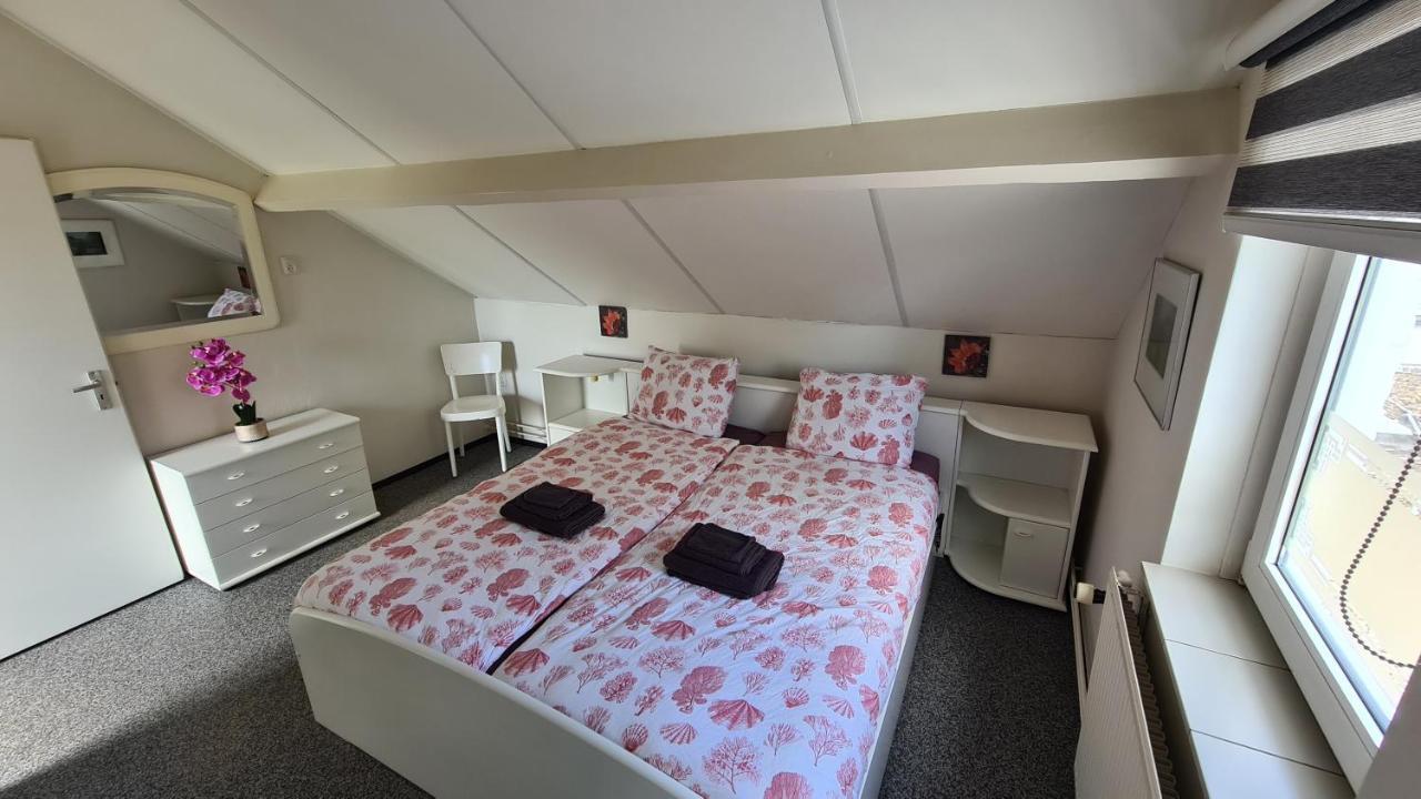 Roos Aparthotel